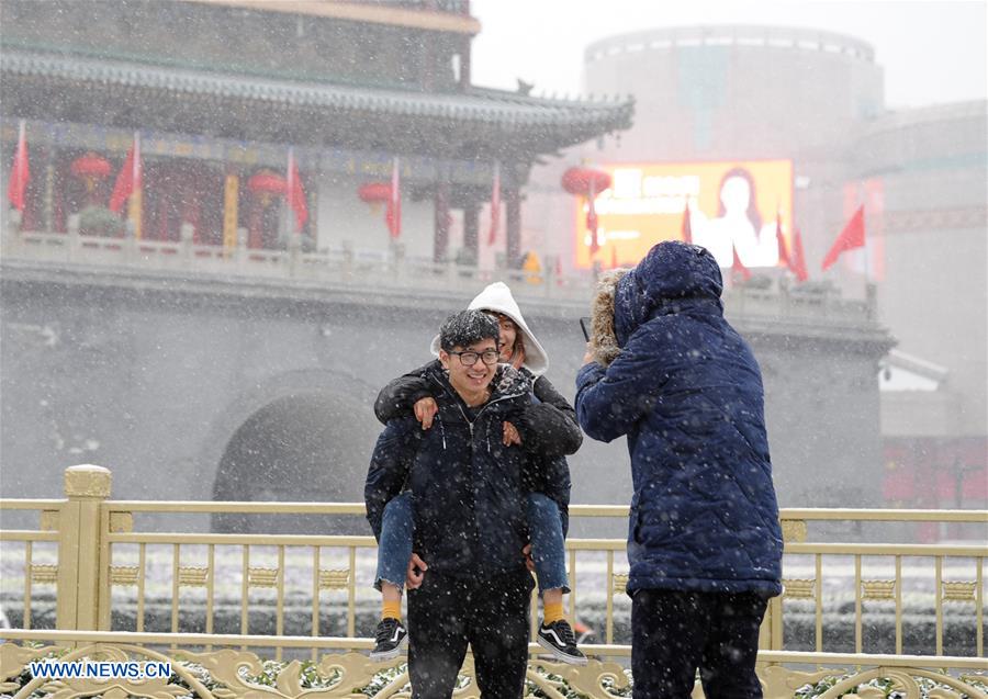 CHINA-SHAANXI-XI'AN-SNOWFALL(CN)