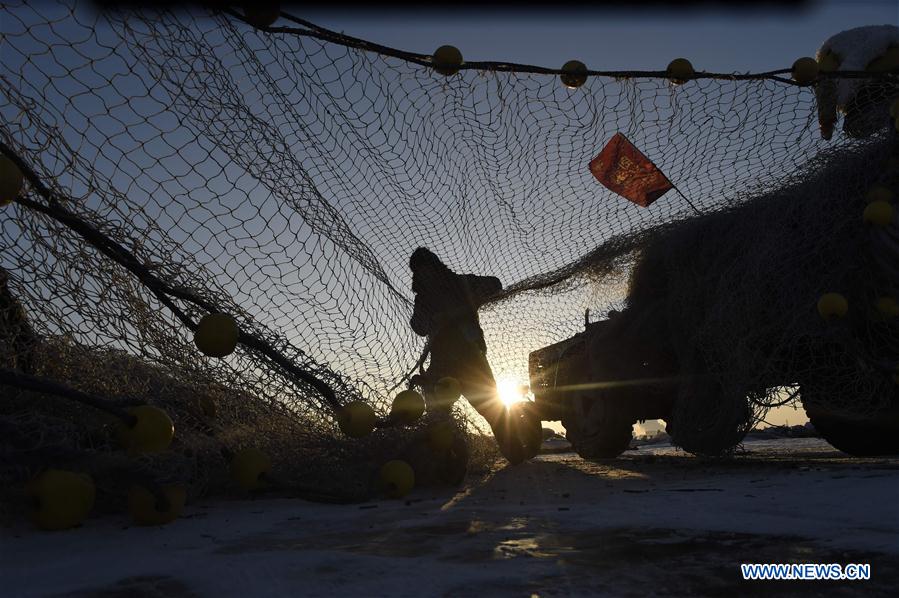 CHINA-LIAONING-WINTER FISHING (CN)