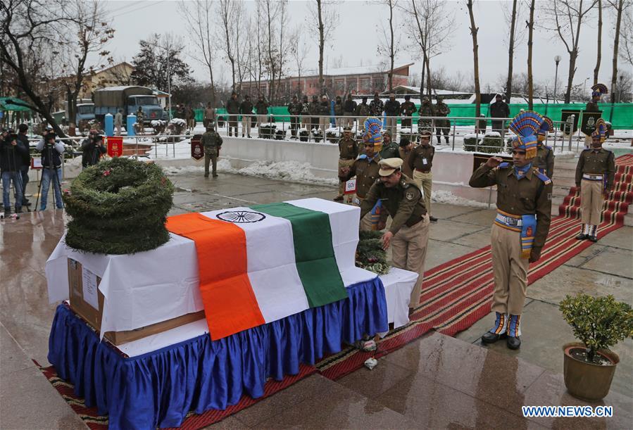 INDIAN-CONTROLLED KASHMIR-SRINAGAR-GUNFIGHT-WREATH LAYING CEREMONY