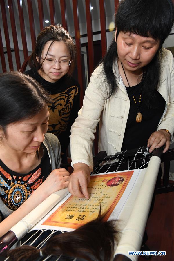 CHINA-JIANGXI-HAIR EMBROIDERY (CN)