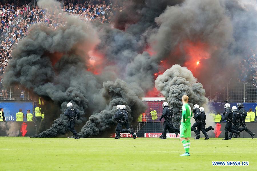 (SP)GERMANY-HAMBURGER-SOCCER-BUNDESLIGA-HSV VS BMG