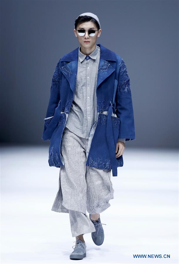 CHINA-BEIJING-GRADUATE FASHION SHOW (CN)