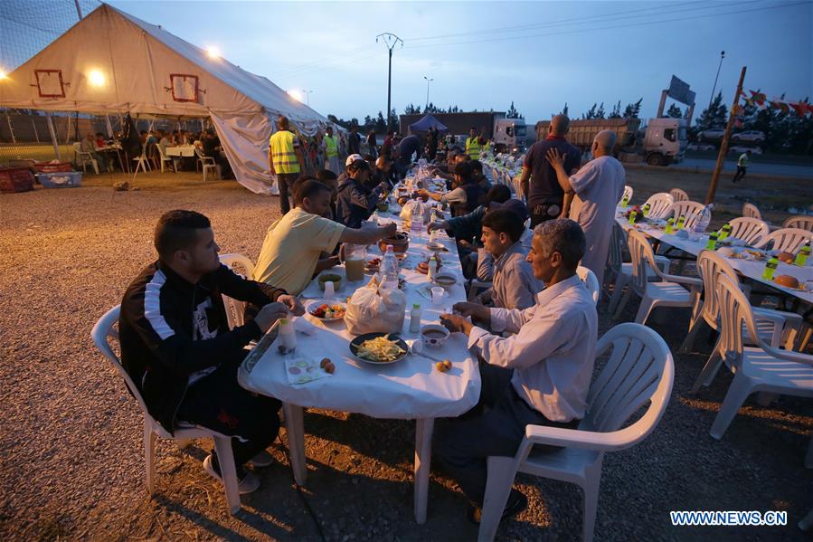 ALGERIA-ALGIERS-IFTAR-CHARITY