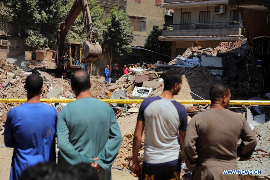 EGYPT-CAIRO-BUILDING COLLAPSE