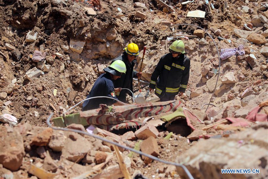 EGYPT-CAIRO-BUILDING COLLAPSE