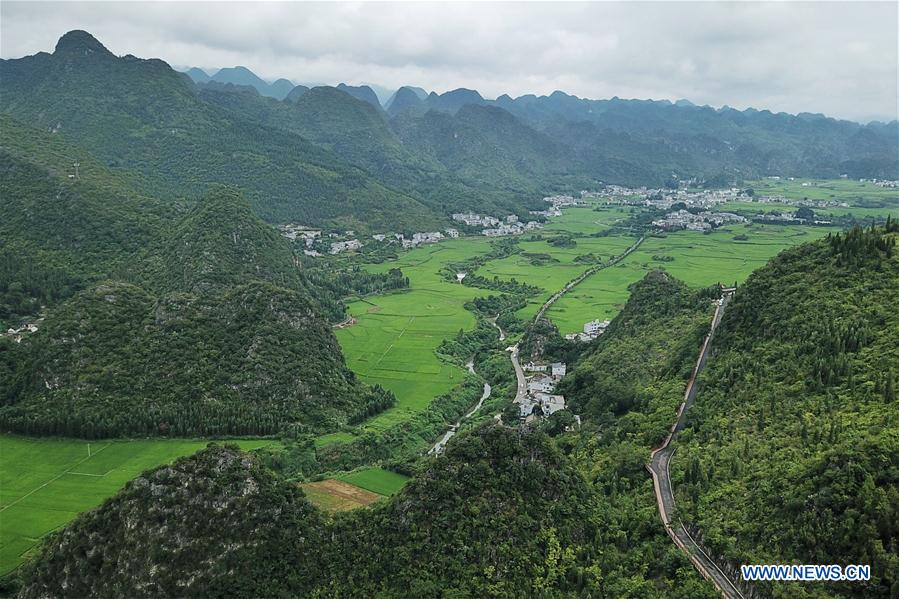 CHINA-GUIZHOU-XINGYI-SCENERY (CN)