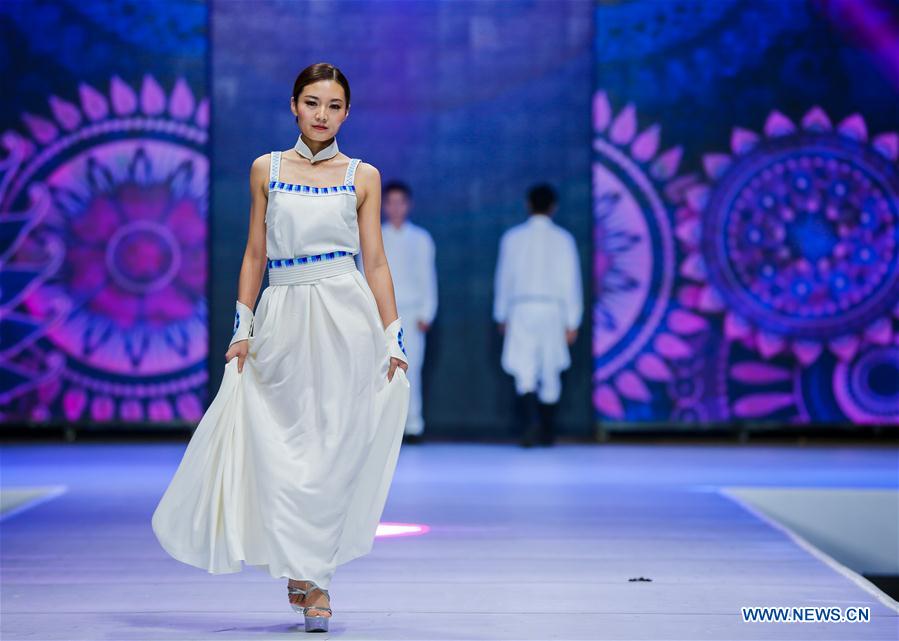 #CHINA-INNER MONGOLIA-HOHHOT-FASHION DESIGN SHOW (CN)