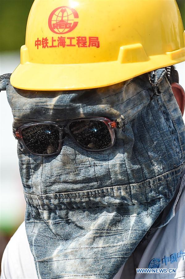 CHINA-JIANGSU-SUMMER-LABORERS (CN)