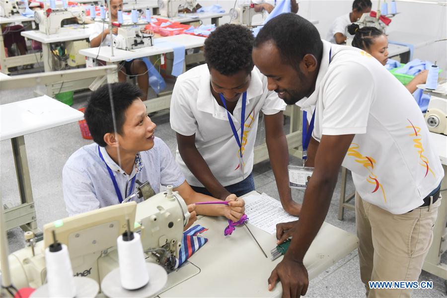 CHINA-ZHEJIANG-CLOTHING MANUFACTURER-ETHIOPIAN WORKERS (CN)