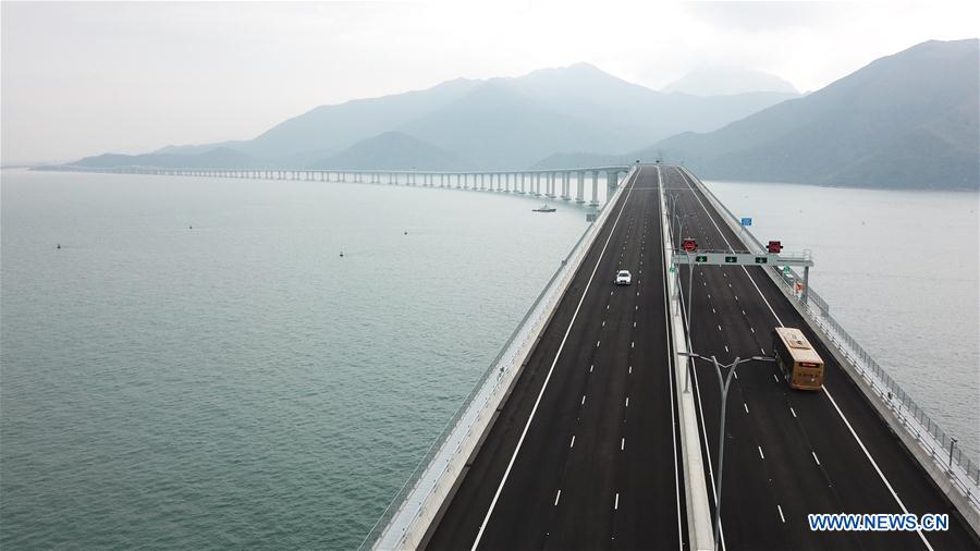 CHINA-HONG KONG-ZHUHAI-MACAO BRIDGE-PUBLIC TRAFFIC-OPEN (CN)