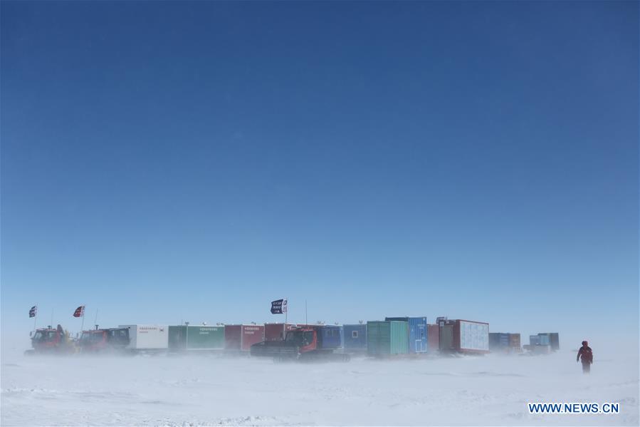 ANTARCTICA-XUELONG-INLAND EXPEDITION-BLIZZARD