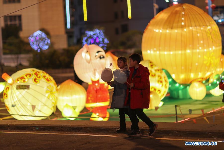 #CHINA-SPRING FESTIVAL-LANTERN (CN)