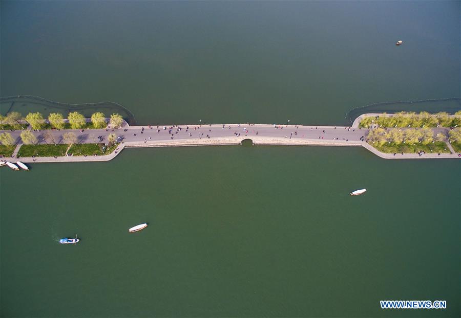 CHINA-ZHEJIANG-HANGZHOU-WEST LAKE-SCENERY (CN)