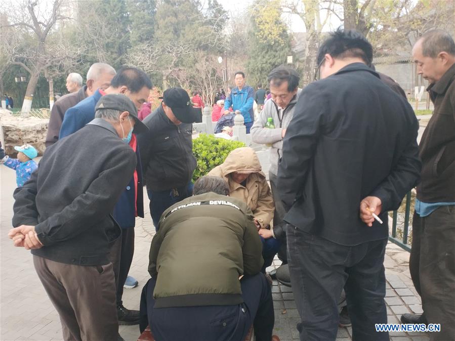 (Beijingcandid)CHINA-BEIJING-SPRING-PEOPLE (CN)