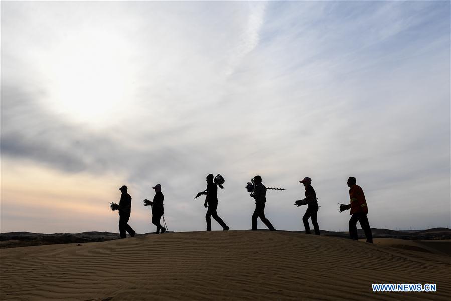 XINHUA PHOTOS OF THE DAY