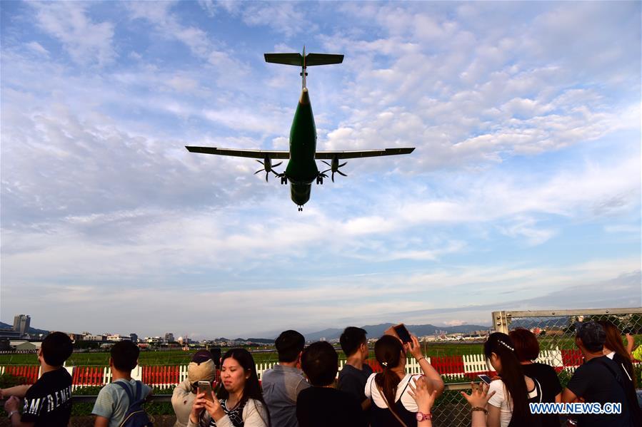 CHINA-TAIPEI-DAILY LIFE-AIRPLANES (CN)