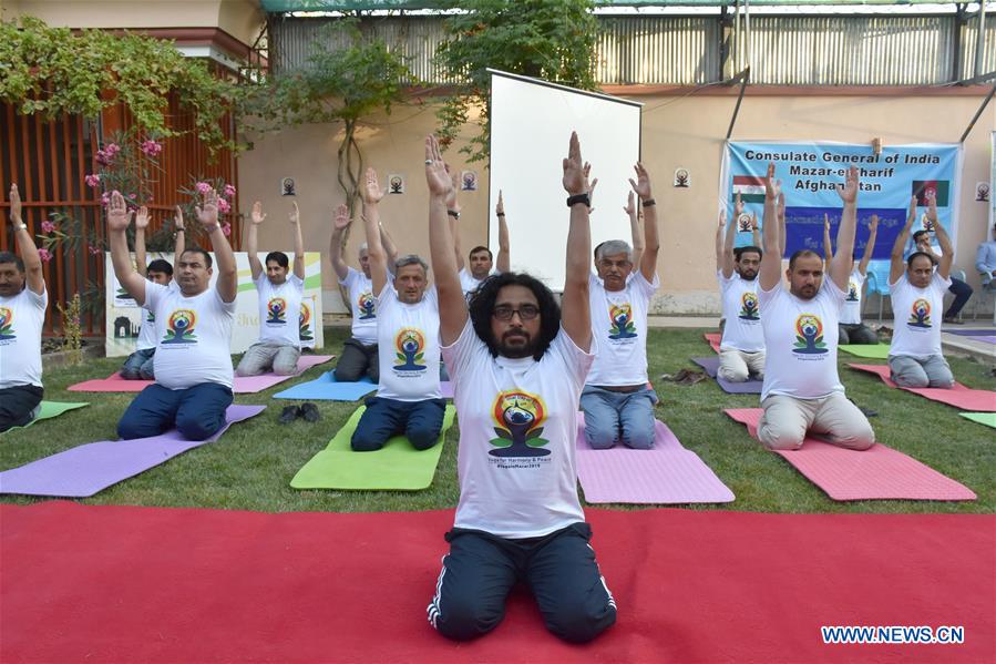 AFGHANISTAN-BALKH-YOGA