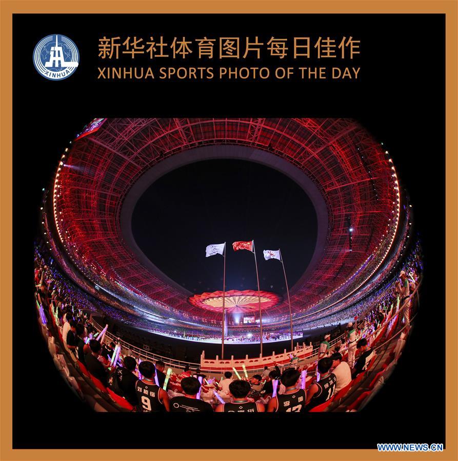 (SP)XINHUA SPORTS PHOTO OF THE DAY