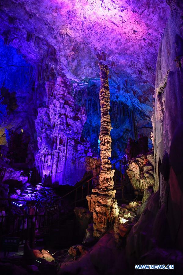 CHINA-ZHEJIANG-TONGLU-KARST CAVE-SCENERY (CN)