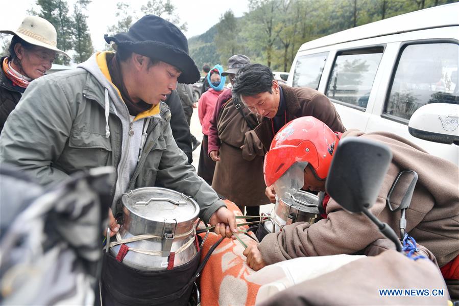 CHINA-SICHUAN-POVERTY ALLEVIATION-YAK MILK (CN)