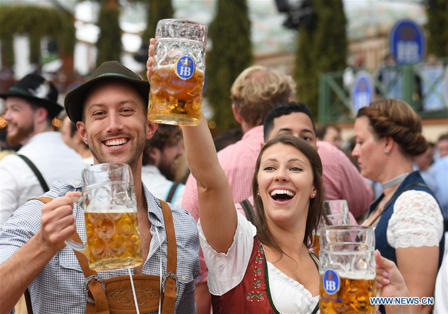 GERMANY-MUNICH-OKTOBERFEST-OPENING