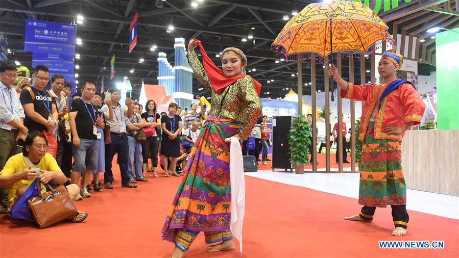 CHINA-GUANGXI-NANNING-ASEAN-EXPO-PERFORMANCE (CN)