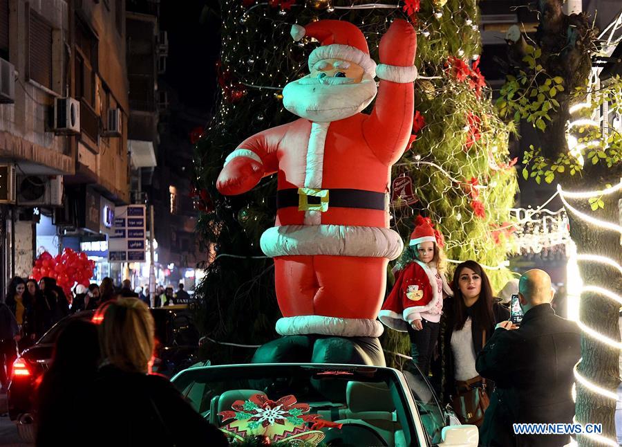 SYRIA-DAMASCUS-HOLIDAY SEASON-DECORATIONS