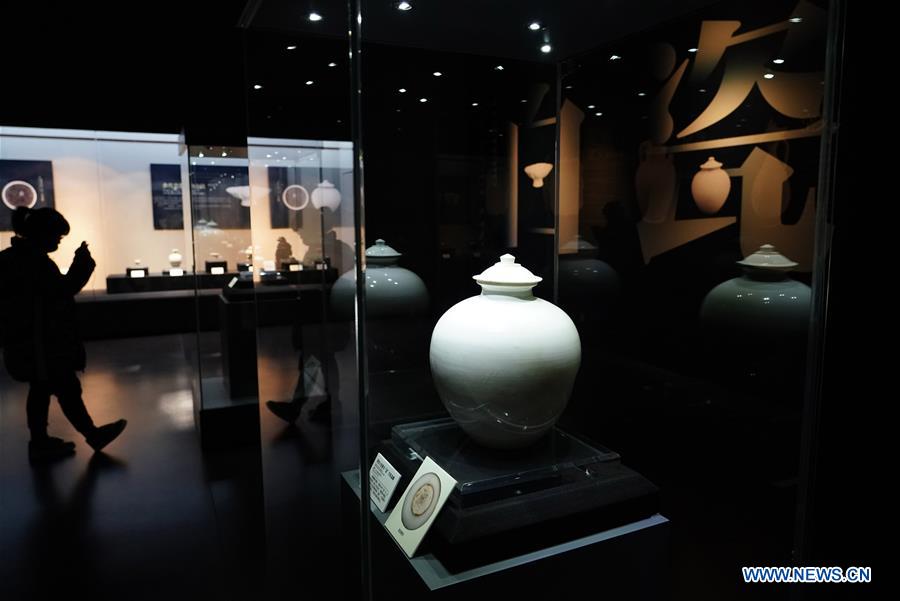 CHINA-SHAANXI-XI'AN-WHITE PORCELAIN-EXHIBITION (CN)