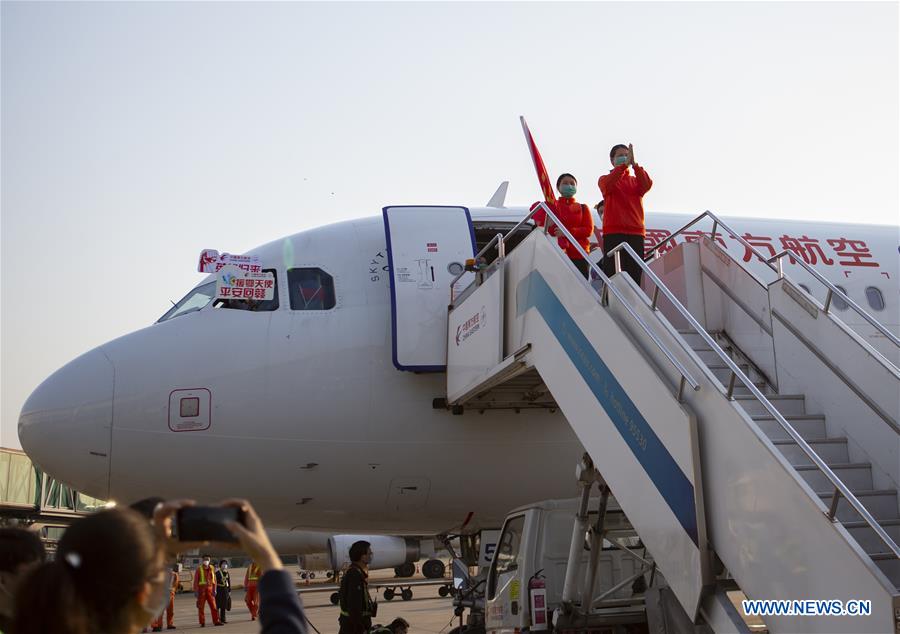 CHINA-JIANGXI-COVID-19-MEDICS-RETURN HOME-ARRIVAL (CN)