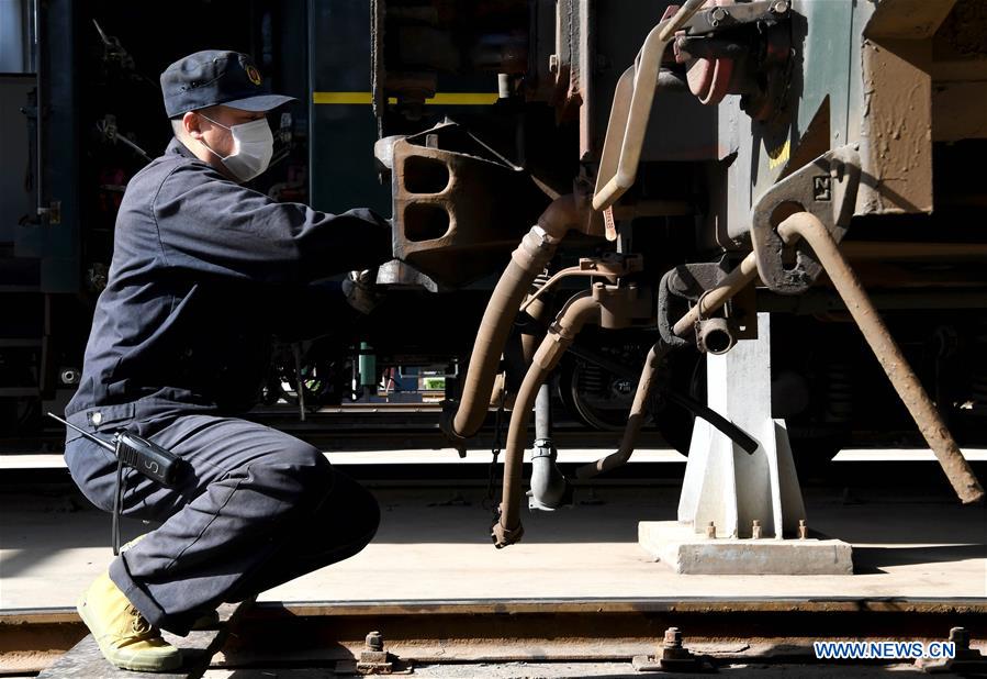 CHINA-HENAN-ZHENGZHOU-TRAIN MAINTENANCE (CN)