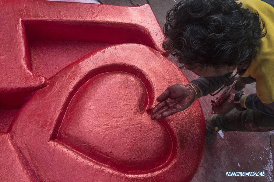 INDIA-KOLKATA-VALENTINE'S DAY PREPARATION