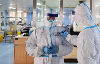 Pic story of medical staff in isolation wards in Wuhan