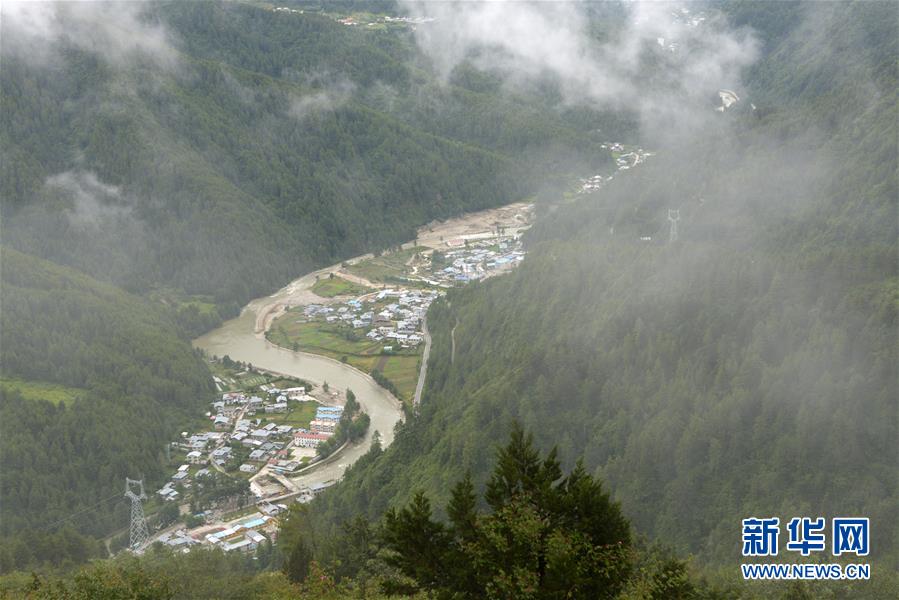 （新時(shí)代國門行·圖文互動(dòng)）（2）乃堆拉：“風(fēng)雪山口”迎來歷史機(jī)遇