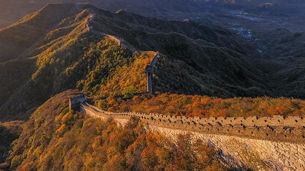 追梦足迹｜慕田峪：漫漫雄关，飒飒枫丹