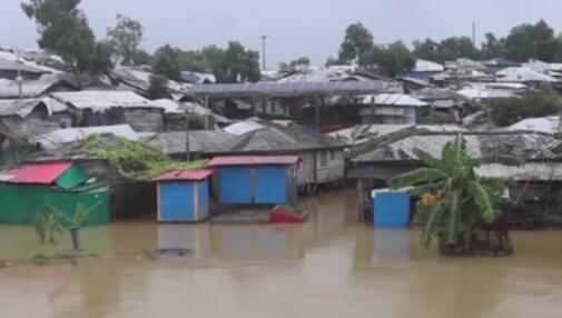 天灾！暴雨倾盆 孟加拉国难民村30万人被困