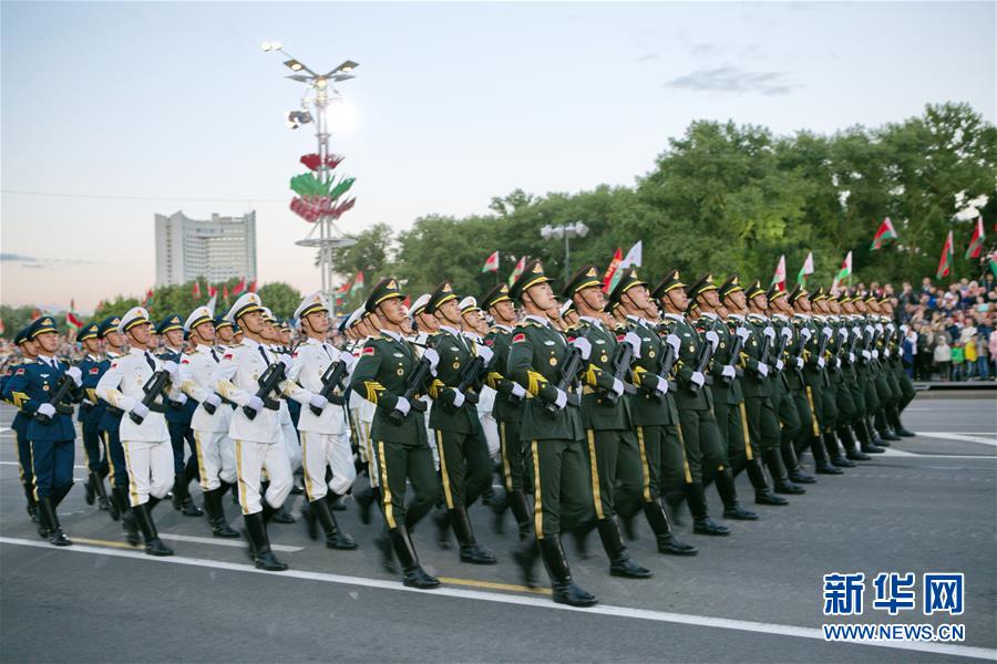 （國際）（2）白俄羅斯舉行慶祝獨(dú)立日閱兵式